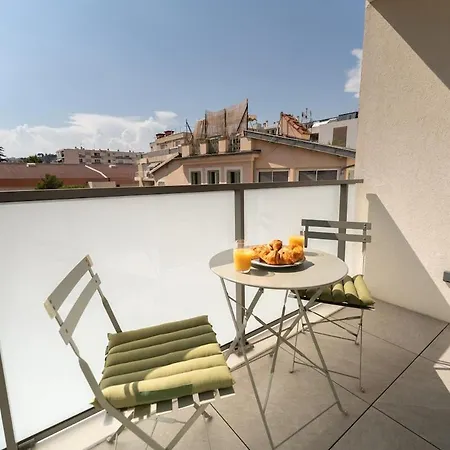 Apartament Bright With Terrace And Wi-fi