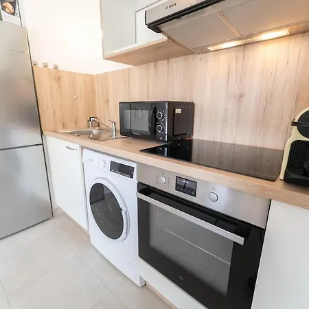 Bright With Terrace And Wi-fi Apartament *